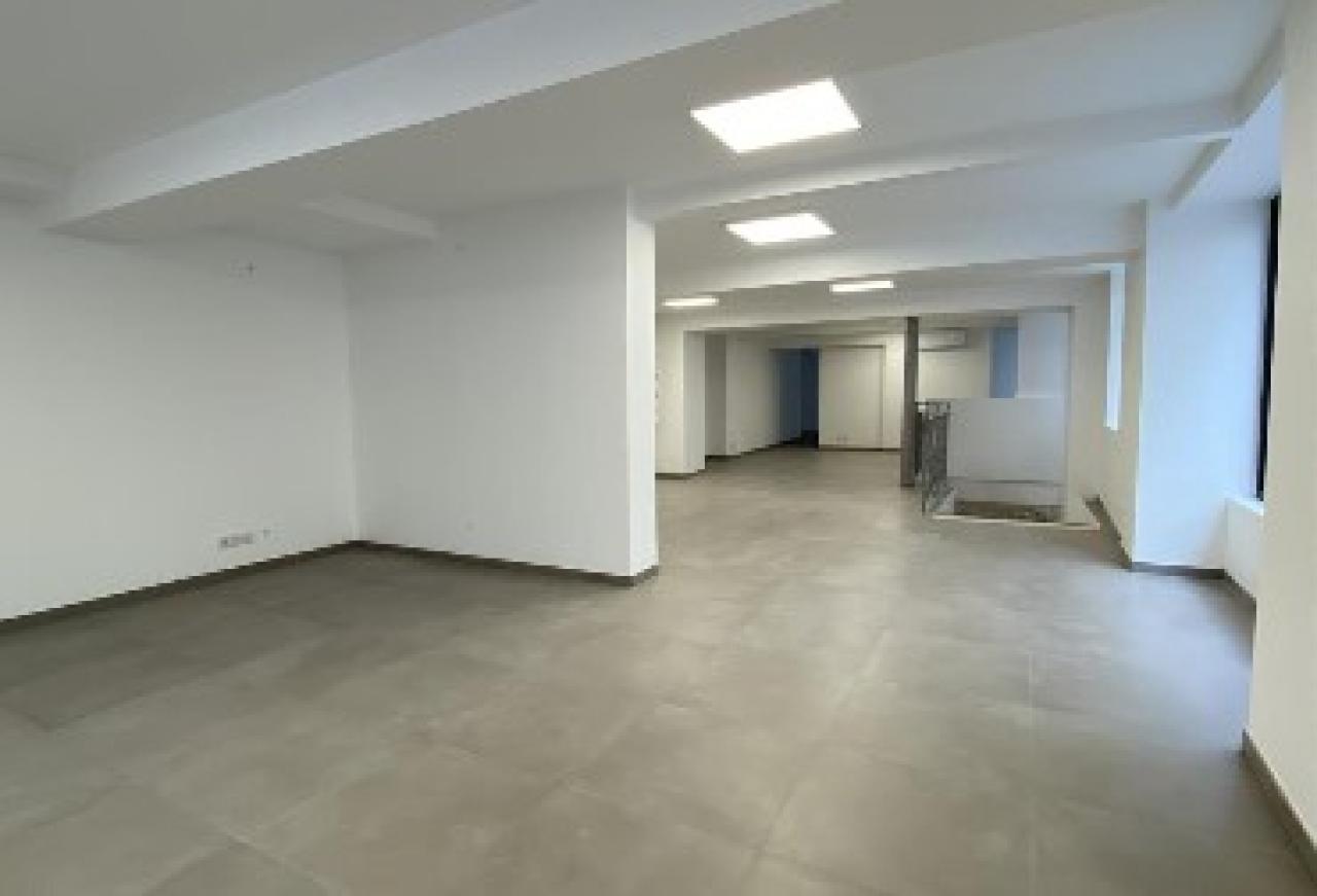 Bureau Paris 215m² Location bureau Paris OLBUR2427221 6